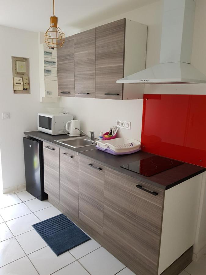 Jolie Appartement Moderne A Roanne Exterior photo